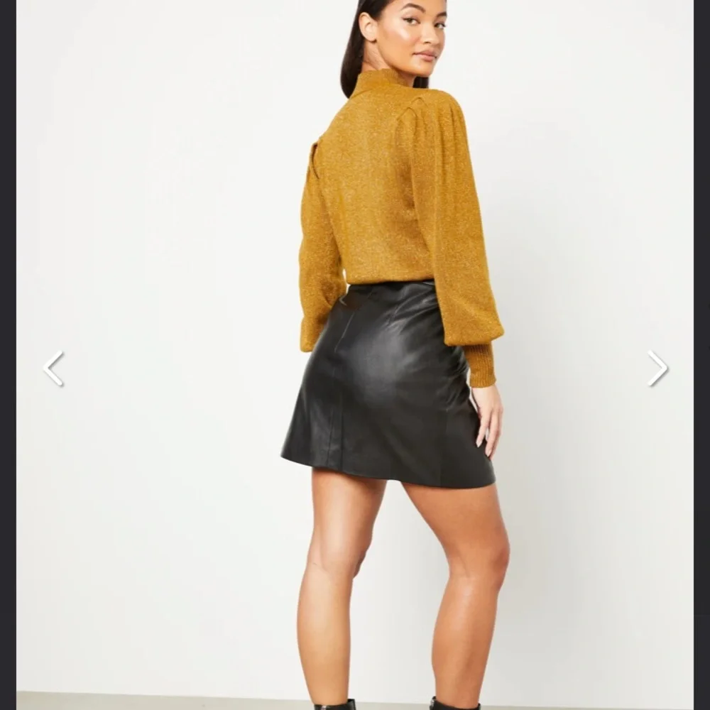 NWT BCBG Skirt - Picture 4 of 7